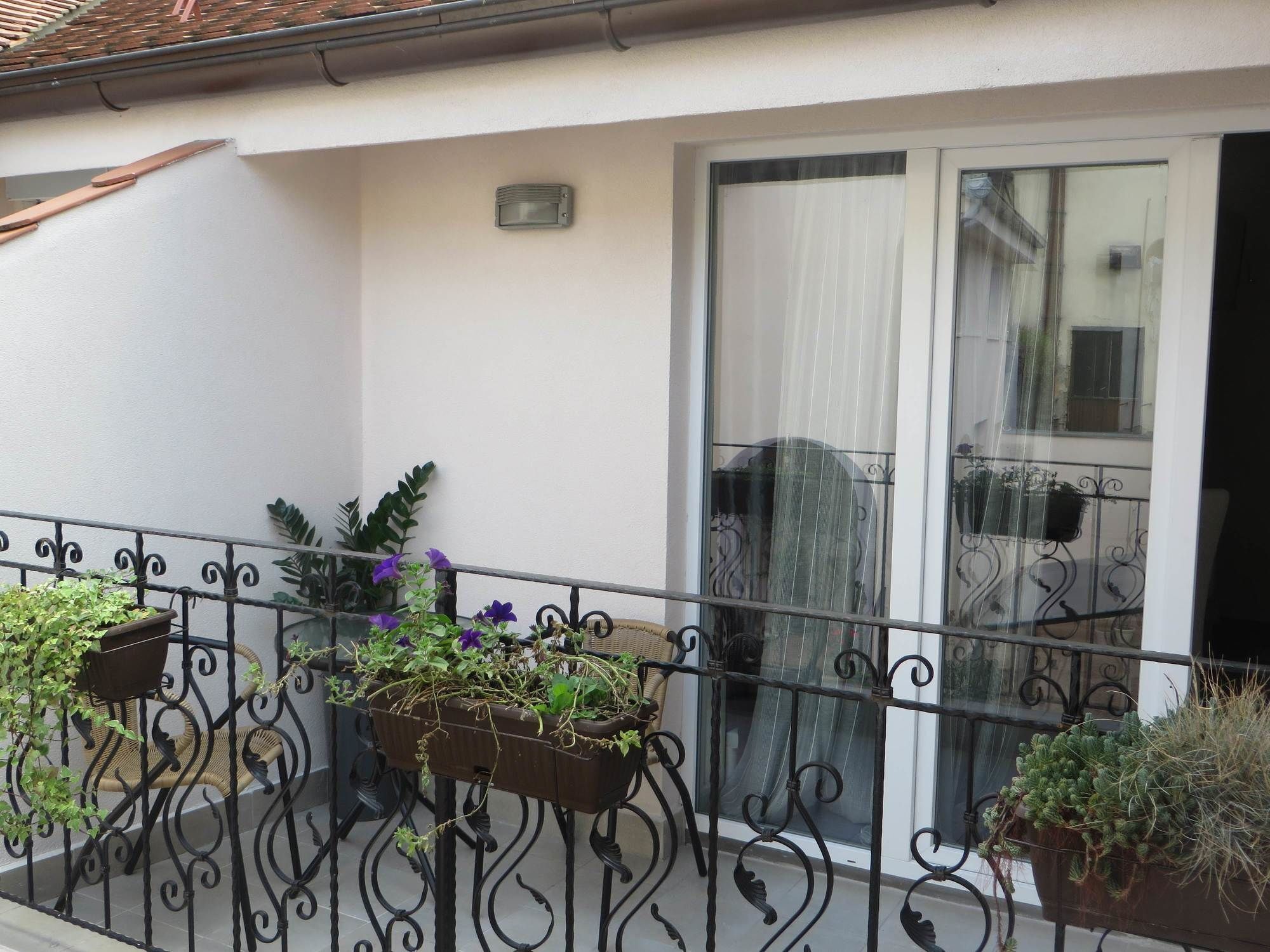 Villa Marija M L Belgrad Exteriör bild